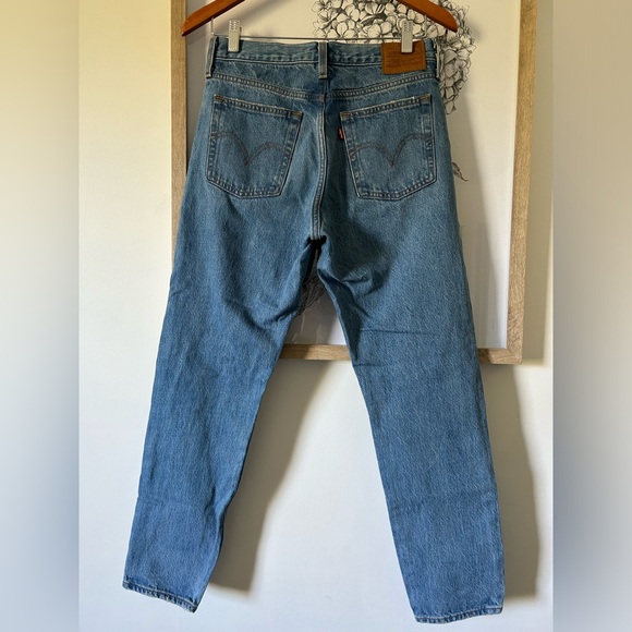 Levis Wedgie Jean - Picture 3 of 5